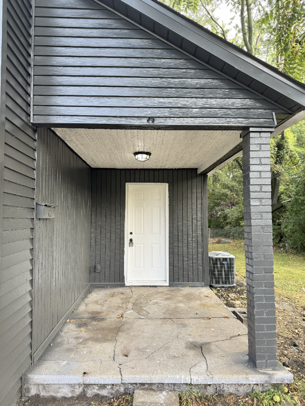 616 Jay Ave - Photo 2 of 20