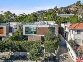 featured image of 1621 N Fairfax Ave