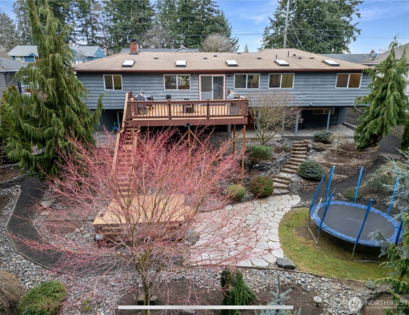 1626 Huson Dr - Photo 3 of 20