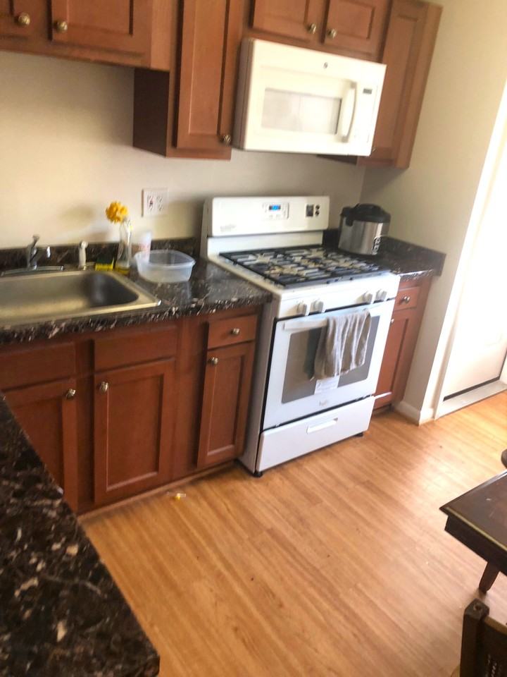 9083 Meadow Heights Rd - Photo 2 of 7