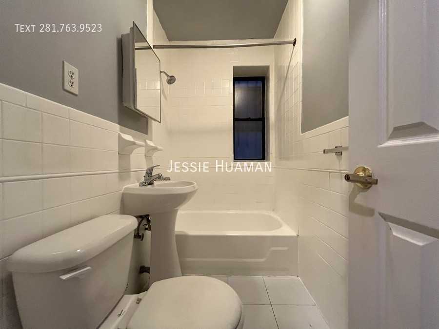 724 10th Ave #3A - Photo 6 of 8