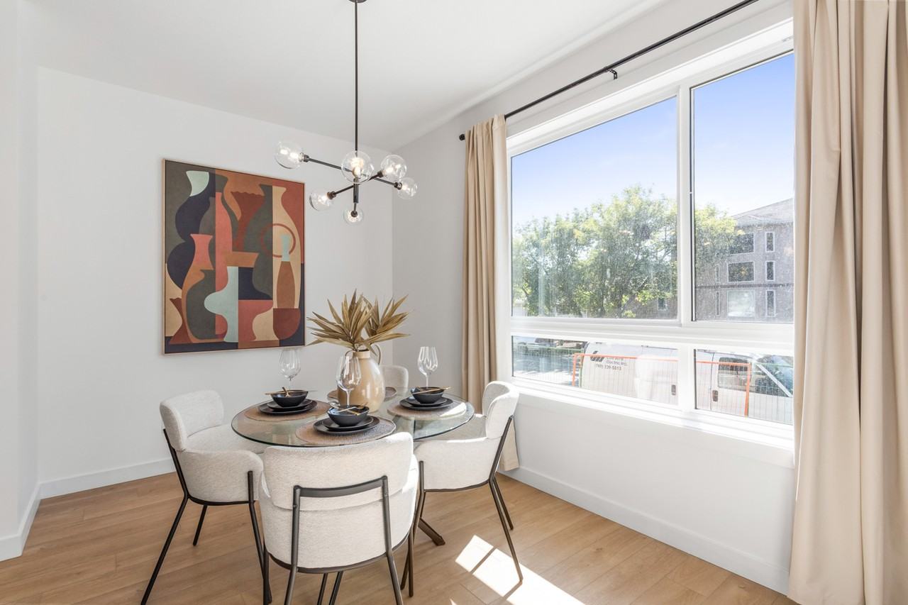 9817 153 St Nw - Photo 4 of 28