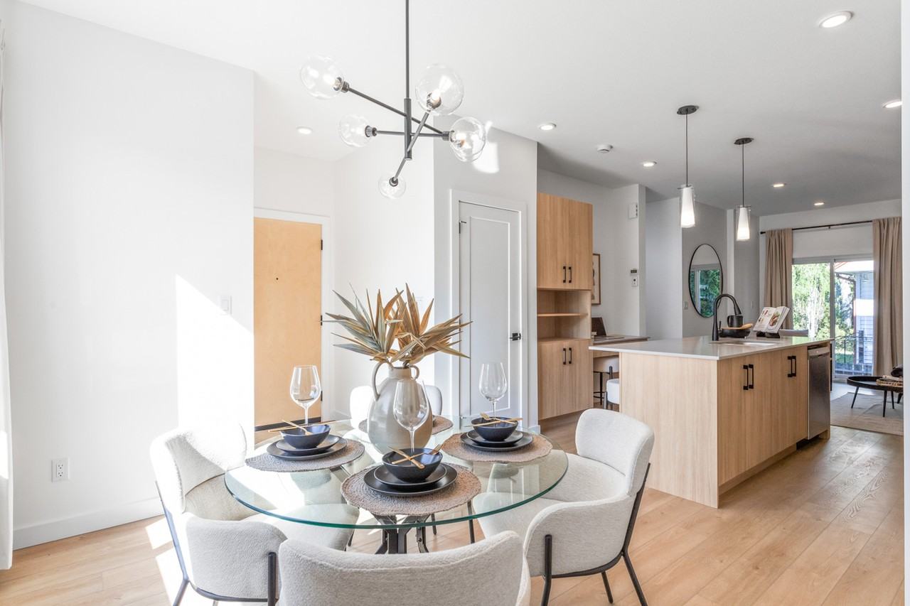 9817 153 St Nw - Photo 5 of 28