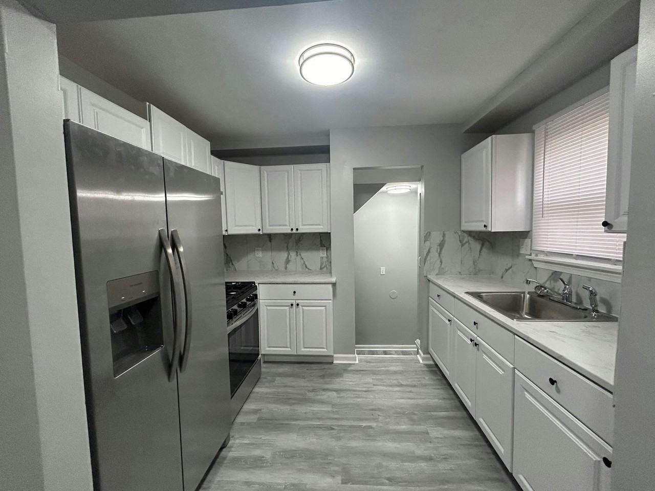 19645 Kingsville Street - Photo 2 of 38