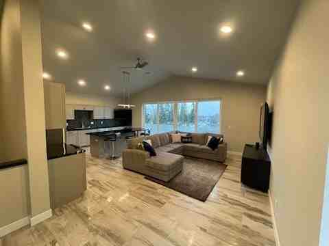 8963 Toloff Street, Unit Upstairs  #1 Main - Photo 3 of 14