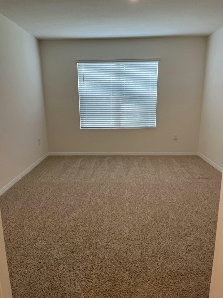 3204 SILAS Drive - Photo 3 of 11