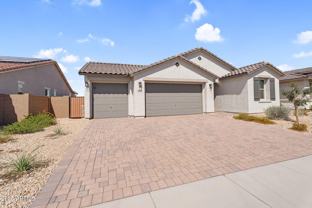 18570 W Honeysuckle Dr - Photo 1 of 1