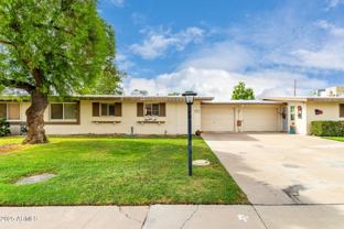 10641 W Oakmont Dr - Photo 1 of 1