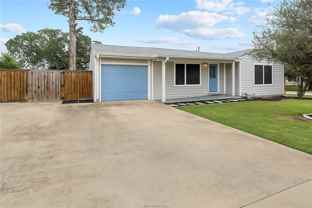 1017 Winding Rd - Photo 1 of 1