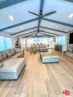 featured image of 4660 Burgundy Rd