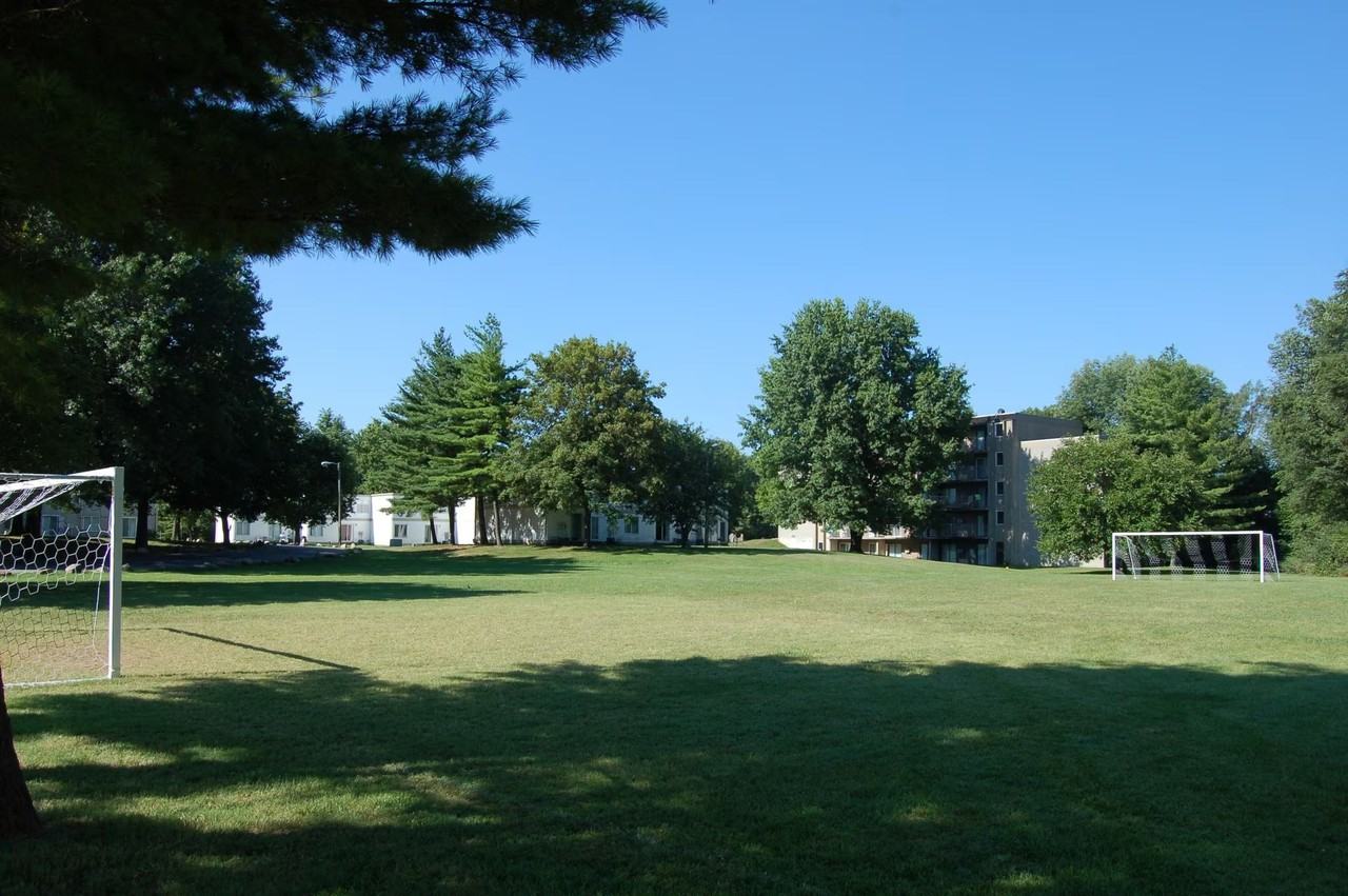 El Dorado Apartments - Photo 3 of 26