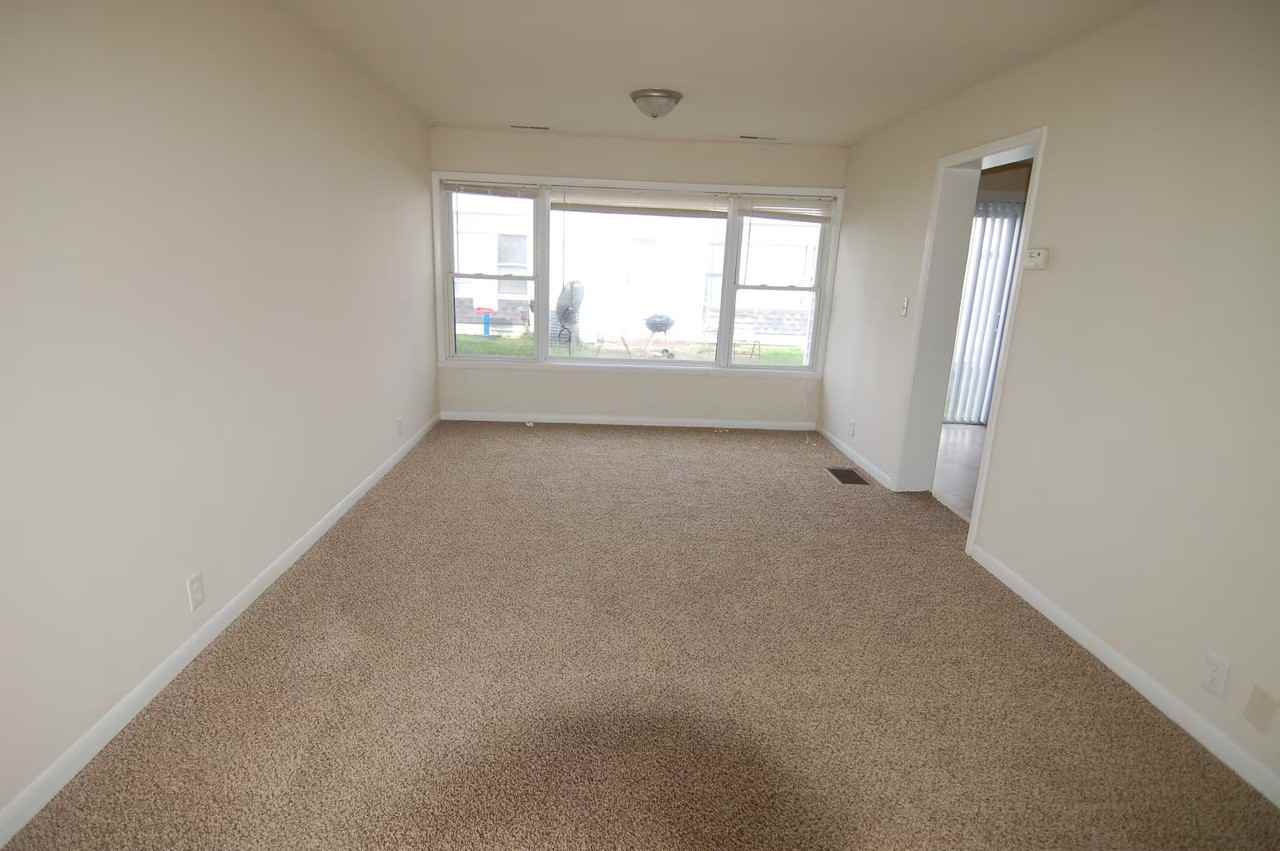 El Dorado Apartments - Photo 4 of 26