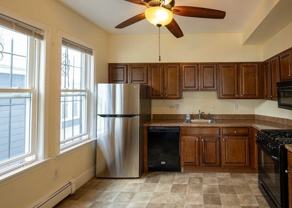 30 Hawthorne St - Photo 1 of 1