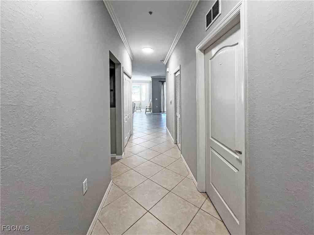 8550 Kingbird Loop Apt 648 #648 - Photo 4 of 38