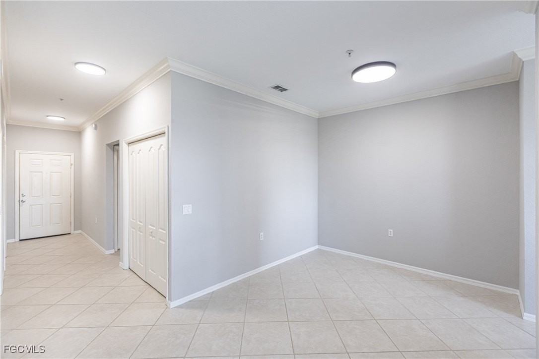 8550 Kingbird Loop Apt 648 #648 - Photo 6 of 38