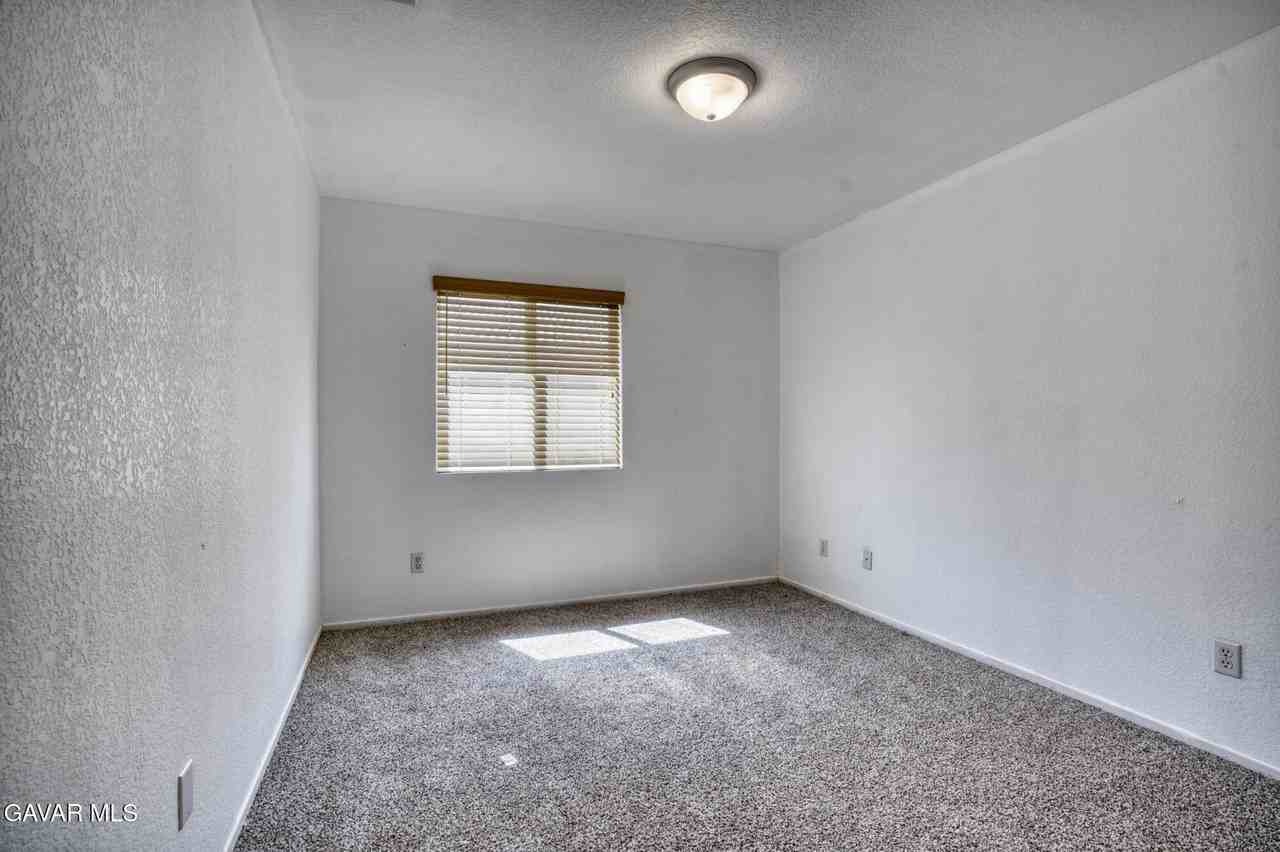 45444 Spahn Ln - Photo 6 of 13