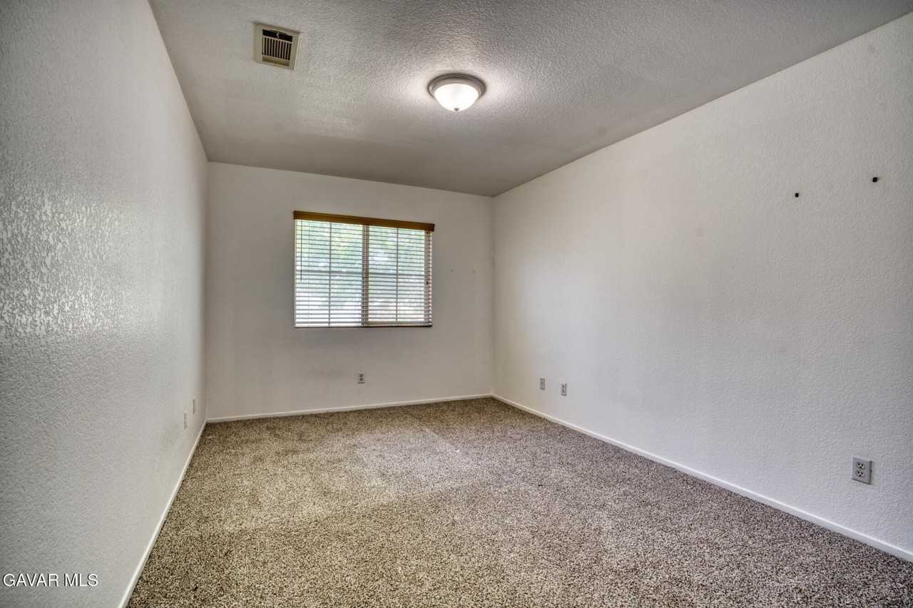 45444 Spahn Ln - Photo 7 of 13