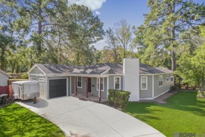 featured image of 10044 Mollylea Dr