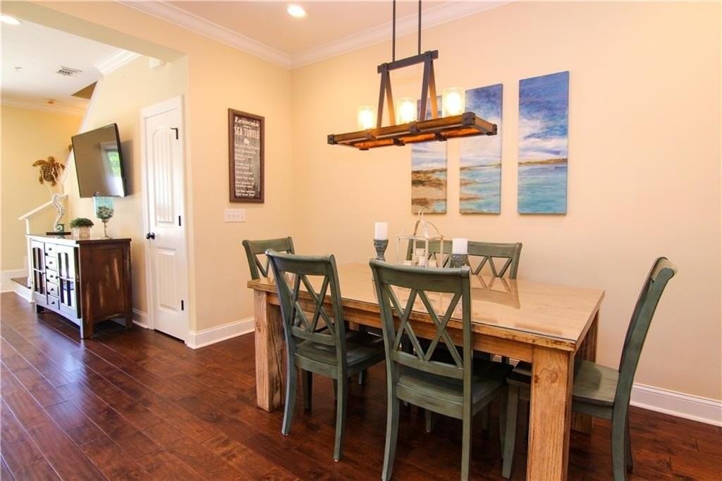 1501 Reserve Ct - Photo 2 of 24