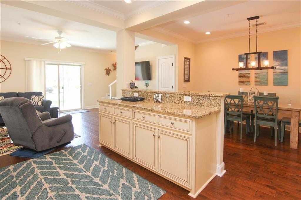 1501 Reserve Ct - Photo 5 of 24