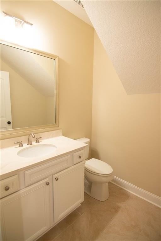 702 Mariners Cir - Photo 3 of 41