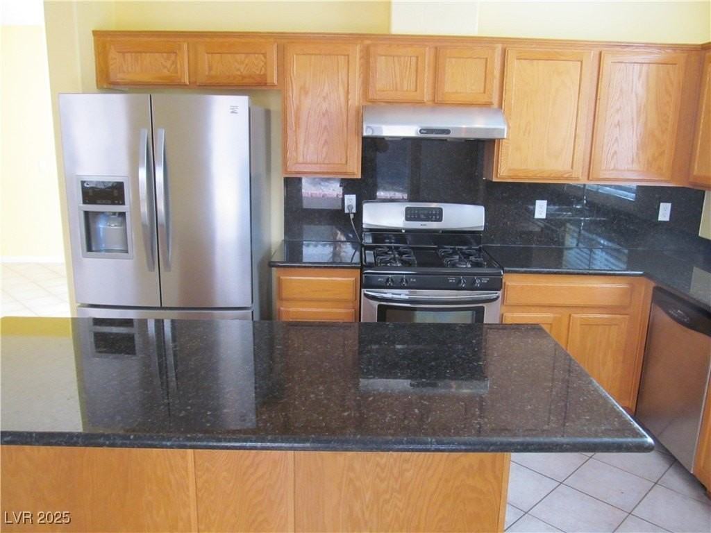 9572 Sunshade Court - Photo 7 of 26