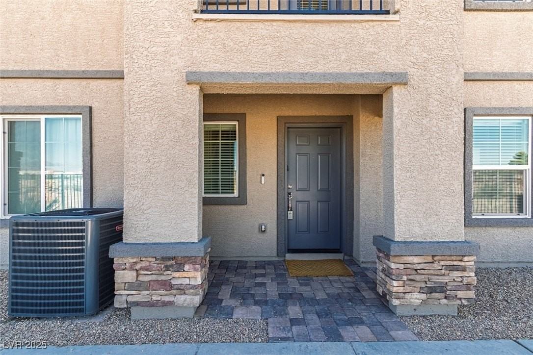 5669 Steampunk St - Photo 4 of 35