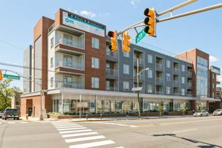 6701 Kennedy Blvd #215 - Photo 1 of 1