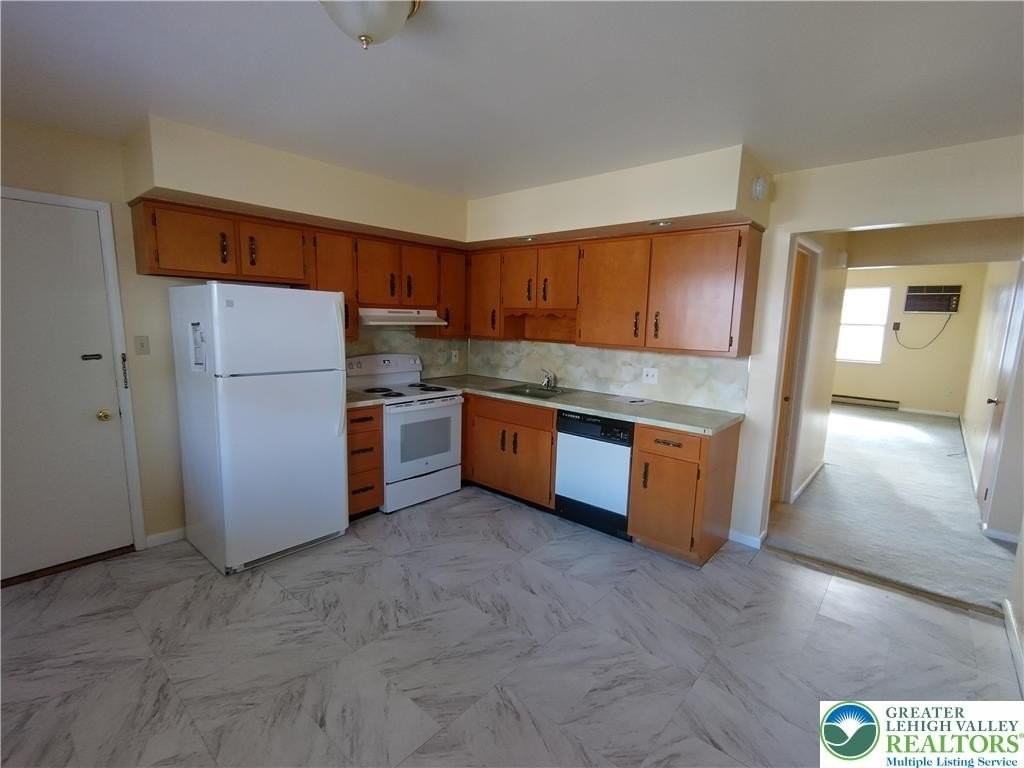 235 N Nice St Apt 4 #4 - Photo 2 of 11