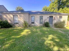 5300 Steuben Dr - Photo 1 of 1