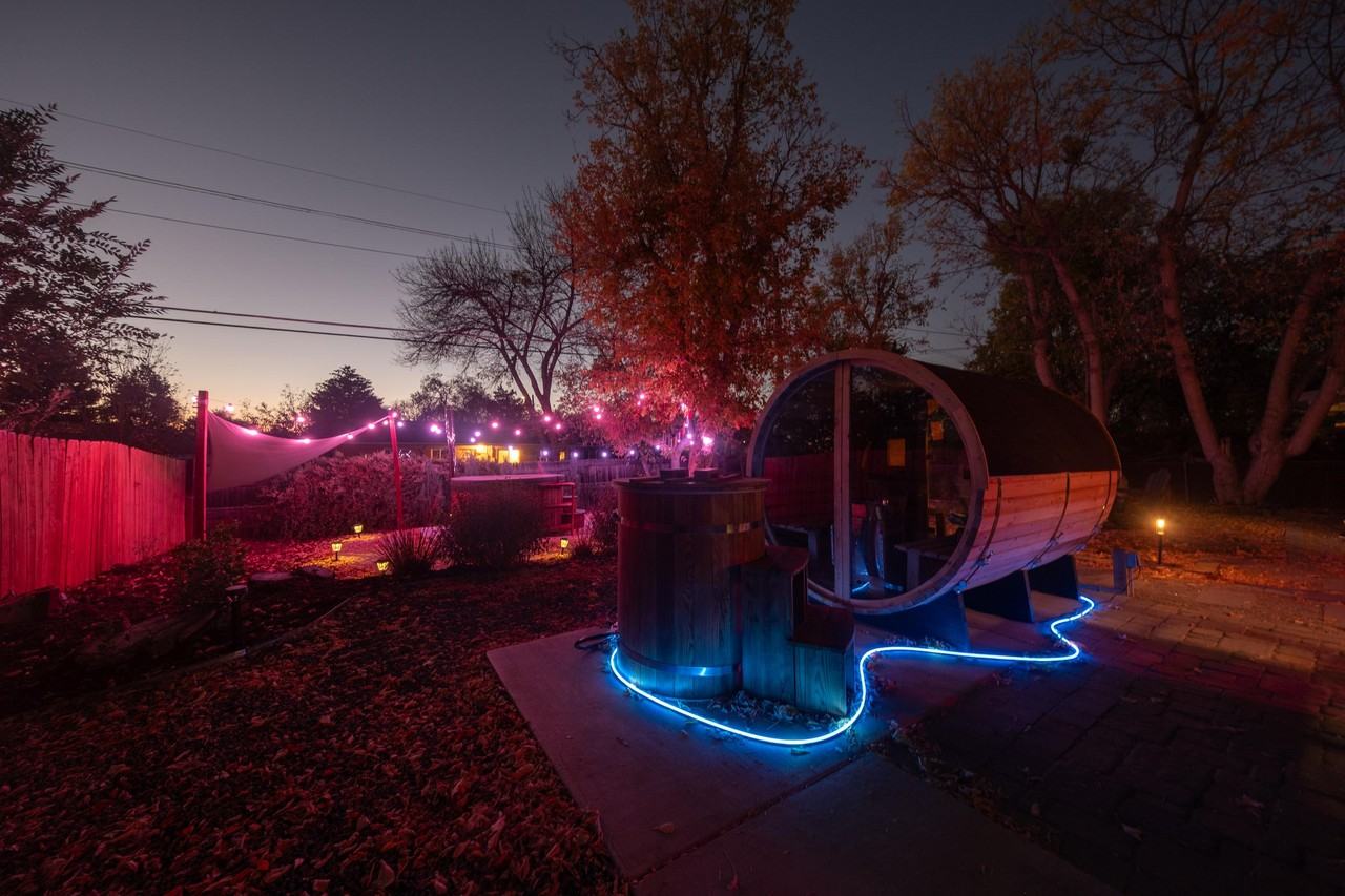 Crescent Dr - Photo 4 of 15