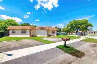 201 Columbus Pkwy #A - Photo 1 of 1