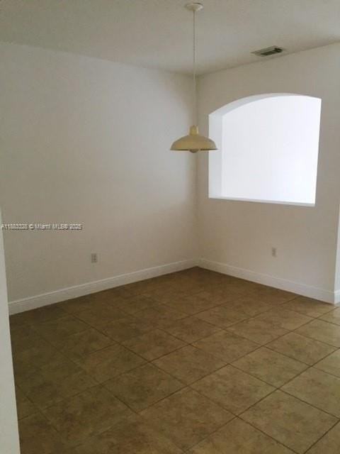 7912 Northwest 107th Court - Photo 6 of 8