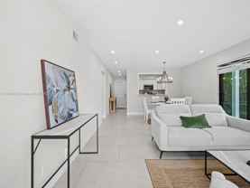 1305 Se 1st St #2 - Photo 1 of 1