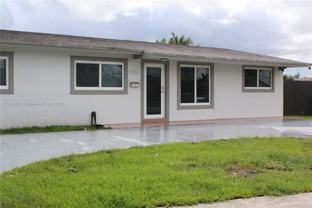 10542 Sw 52nd Ter - Photo 1 of 1