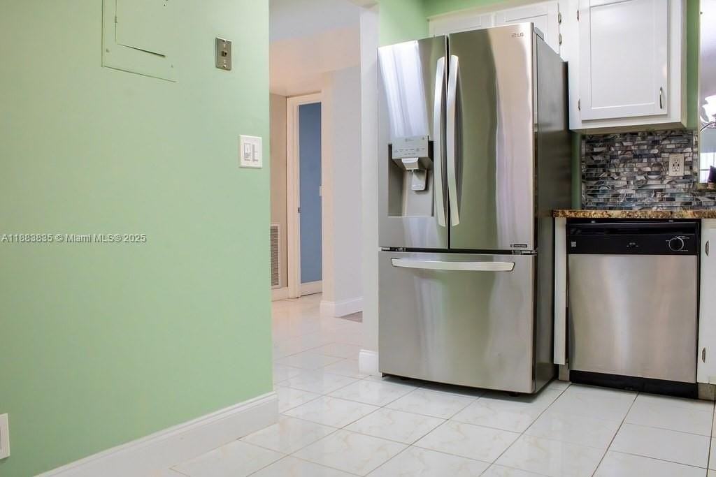 7561 Nw 1st St #203 - Photo 3 of 20