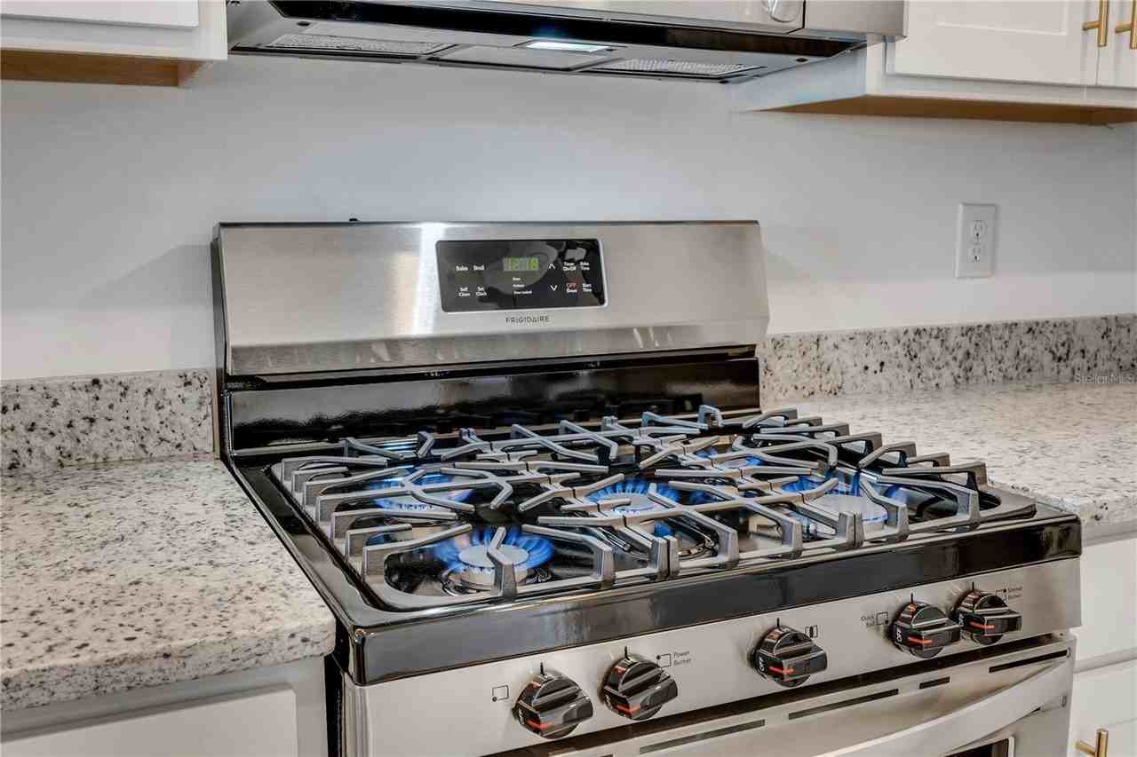 15115 Sunny Day Drive - Photo 7 of 50