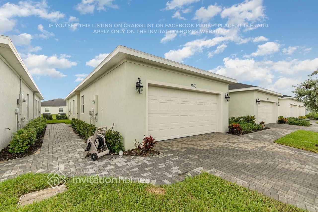 1250 Preston Estates Cir - Photo 2 of 26