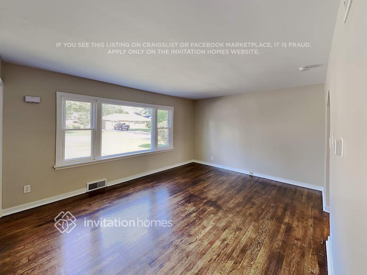 7930 Long Ave - Photo 6 of 21