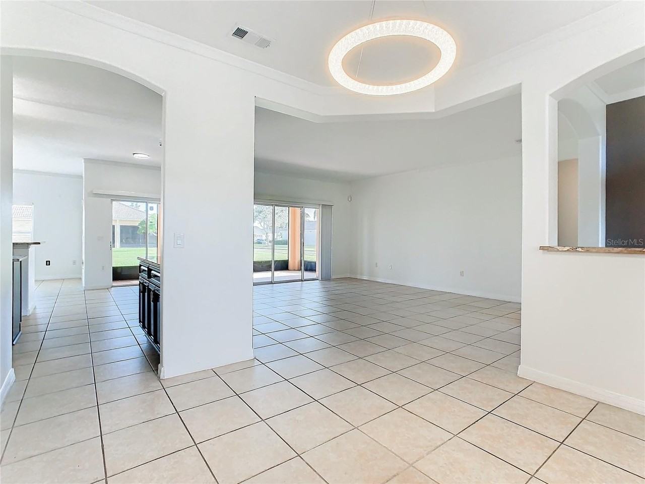 3623 Weatherfield Dr - Photo 5 of 50