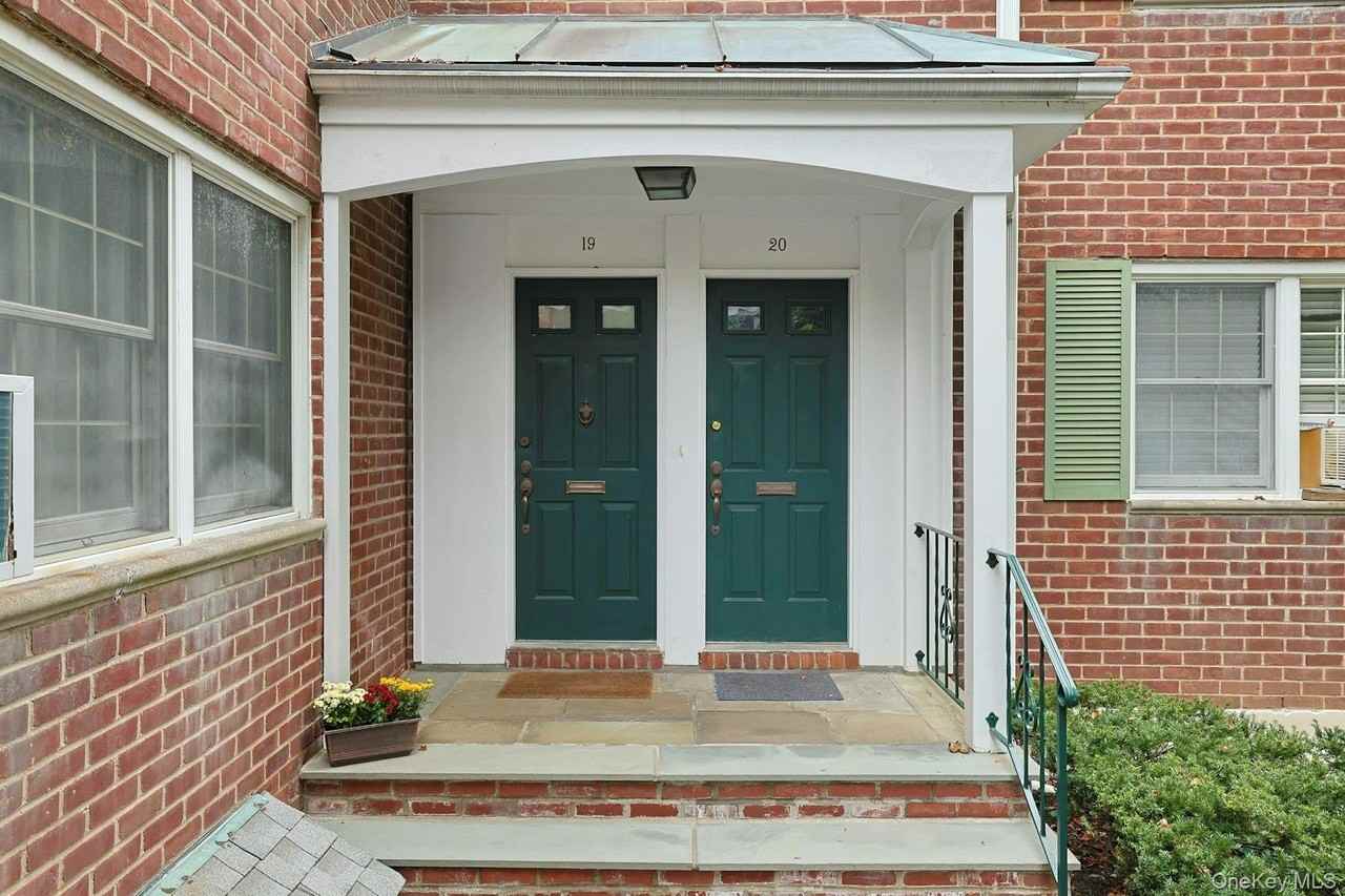 580 Bedford Rd #20 - Photo 2 of 19