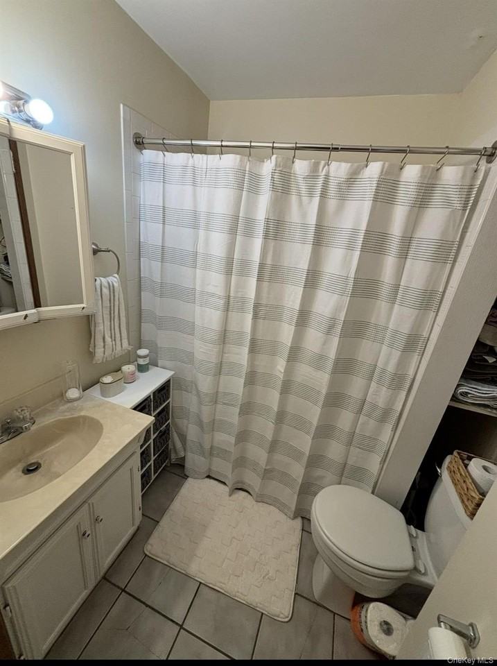 265 Main St #B - Photo 6 of 6