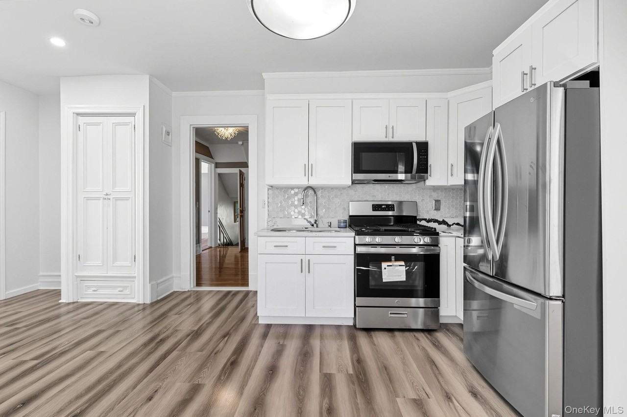 165 Park Ave #2ndFL - Photo 2 of 20