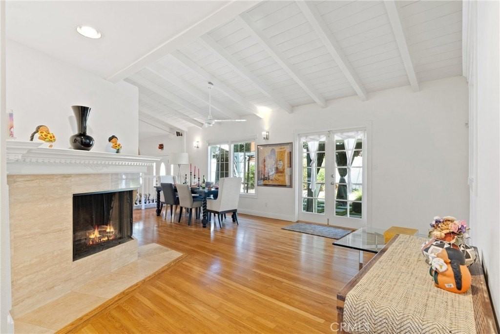 2508 Canyada Ave - Photo 2 of 19