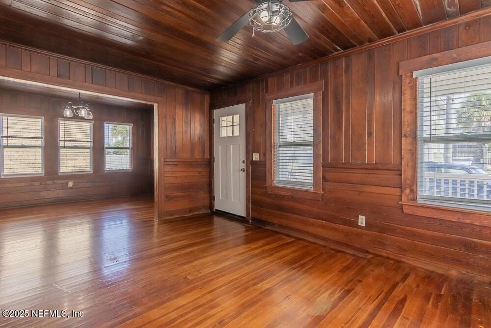 1718 1st Street North #3 - Photo 2 of 22