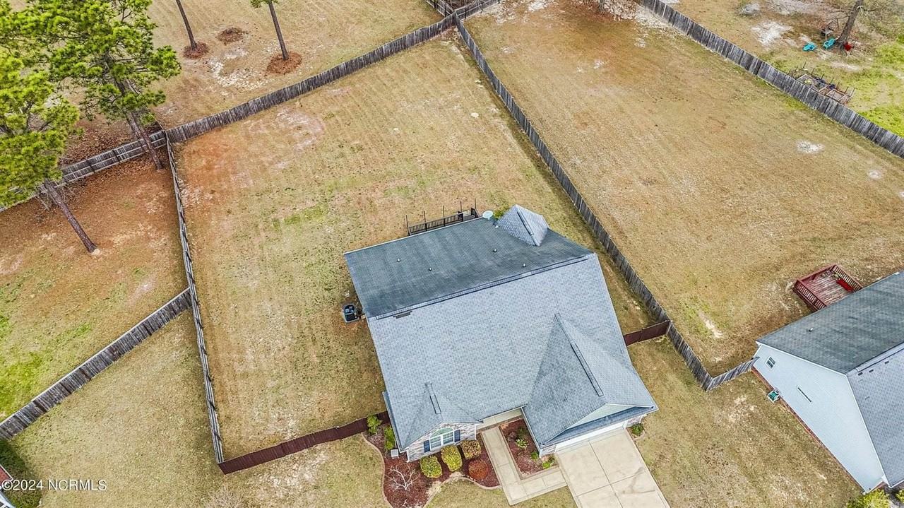 186 Ashcroft Ct - Photo 2 of 47