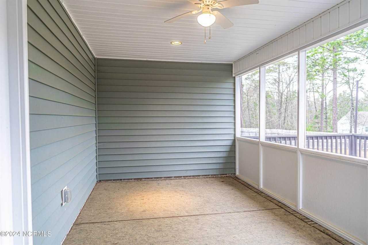 186 Ashcroft Ct - Photo 5 of 47