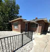 411 Colorado River Blvd - Photo 1 of 1