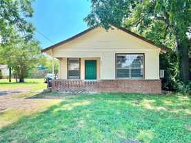 521 W Collins St - Photo 1 of 1