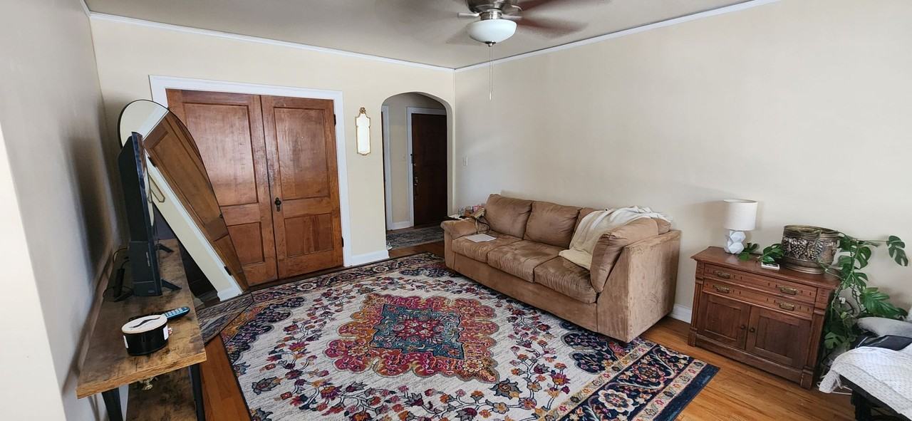 1423-35 Martha Washington Dr. - Photo 4 of 20